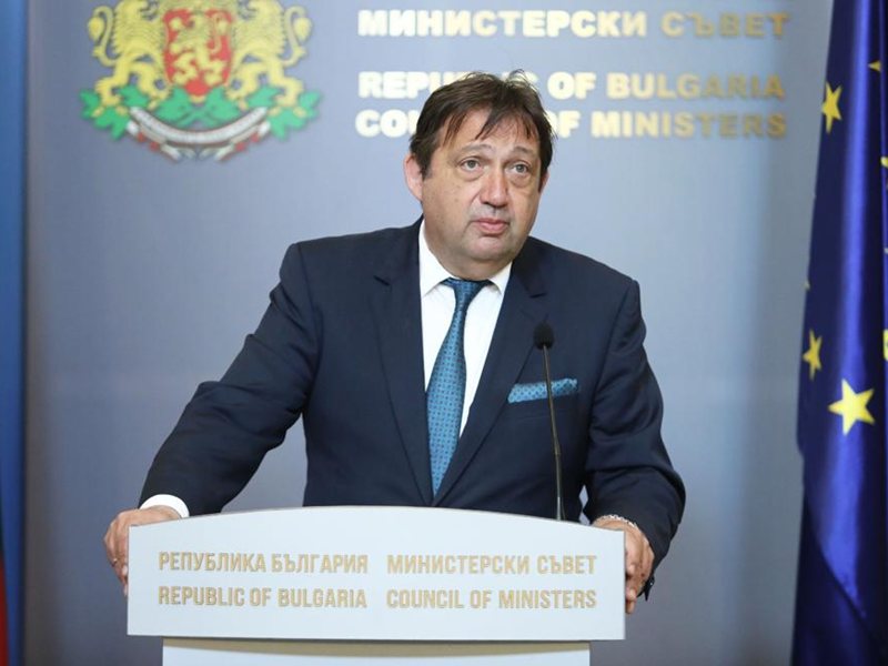 Шишков дава на прокурор шефката на кадастъра във Варна
