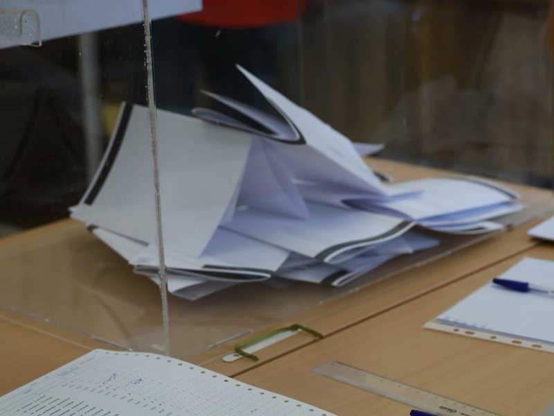 1,44% от секциите не са излъчвали на живо броенето на бюлетините в изборната нощ