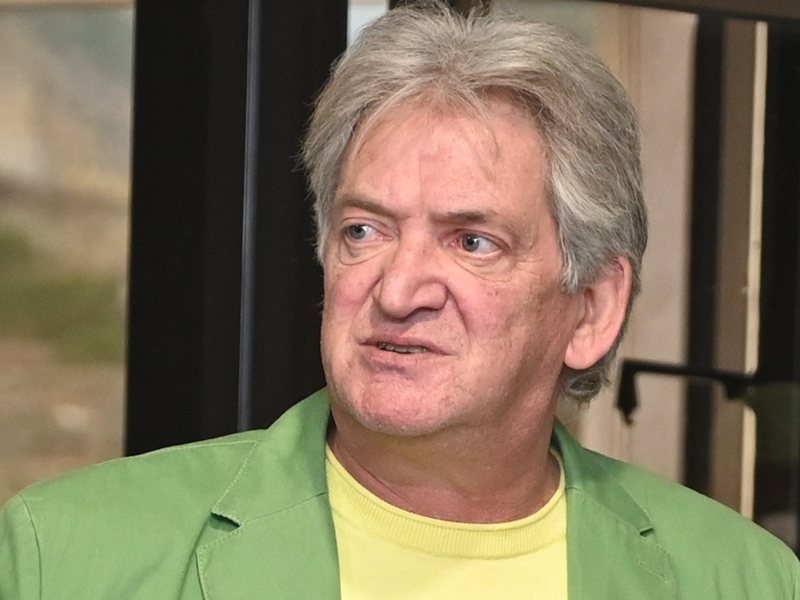 In memoriam: Талантливият вестникар Ивайло Данаилов, който превеждаше Кисинджър