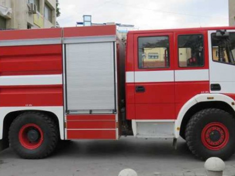 Потушени са 56 пожара, пострадала е жена на 35 г.