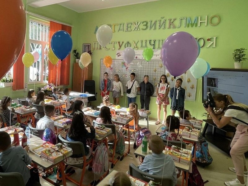 Поздравявам родителите с петицията с "Когато цъфнат теменугите"