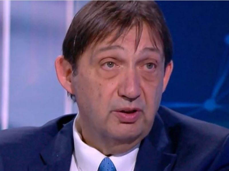 Шишков: Радев решава за кабинета