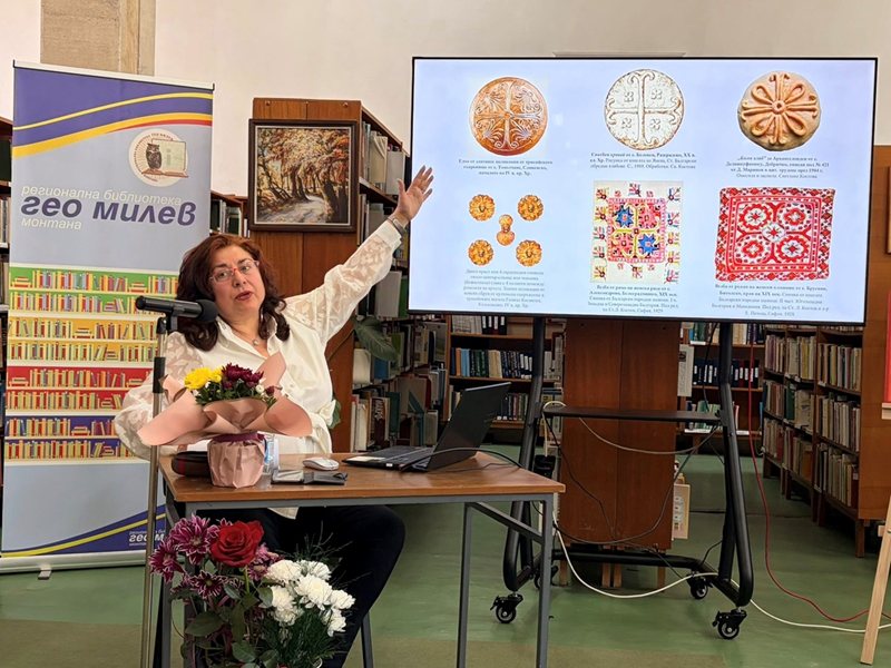 Художничката Светлана Костова разкрива тайнството на шевиците (Снимки)