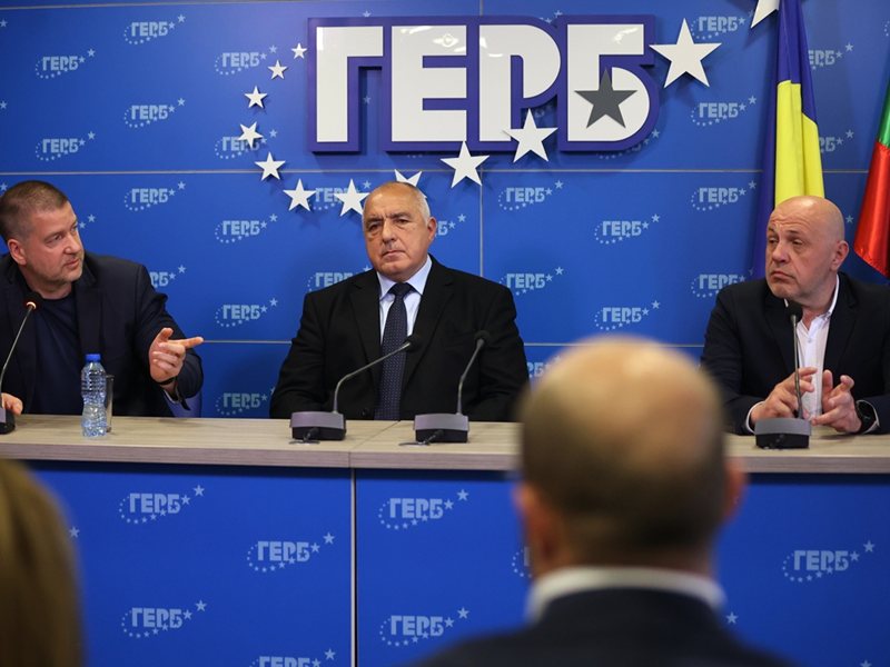 Крахът в София и една амбициозна жена били май проблем на ГЕРБ, не емоционалната оставка на кмета Живко Тодоров