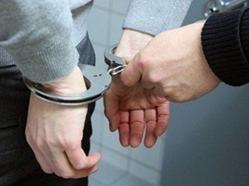 Младеж открадна кола в Чирпан