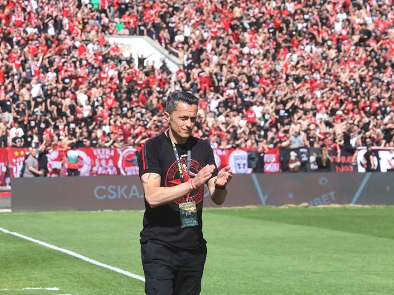 Христо Янев: Нямахме самочувствие да задържаме топката срещу "Левски"