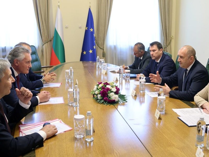 Радев: Конкурентоспособността на икономиката е ключова за устойчивото развитие на страната