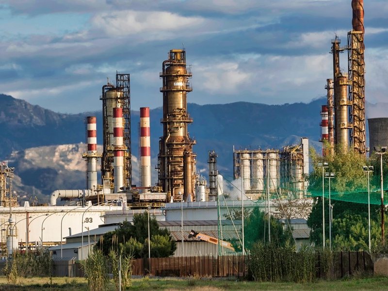 Руският петрол отново потече към Унгария и Словакия
