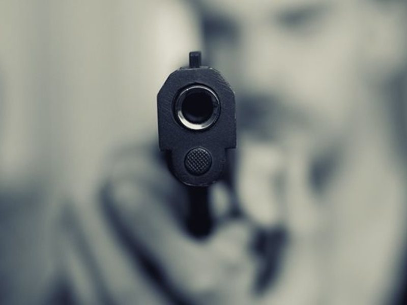 Шофьор размаха пистолет срещу друга кола в Пловдив, арестуваха го