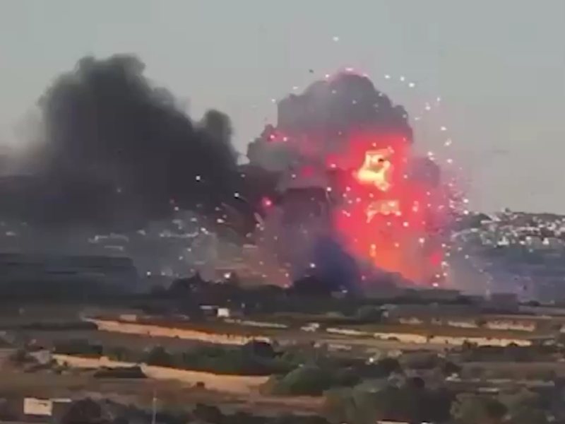 Двама са ранени при взрив на фабрика за фойерверки в Малта (Видео)