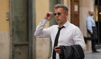 Мадяр се среща с Фон дер Лайен